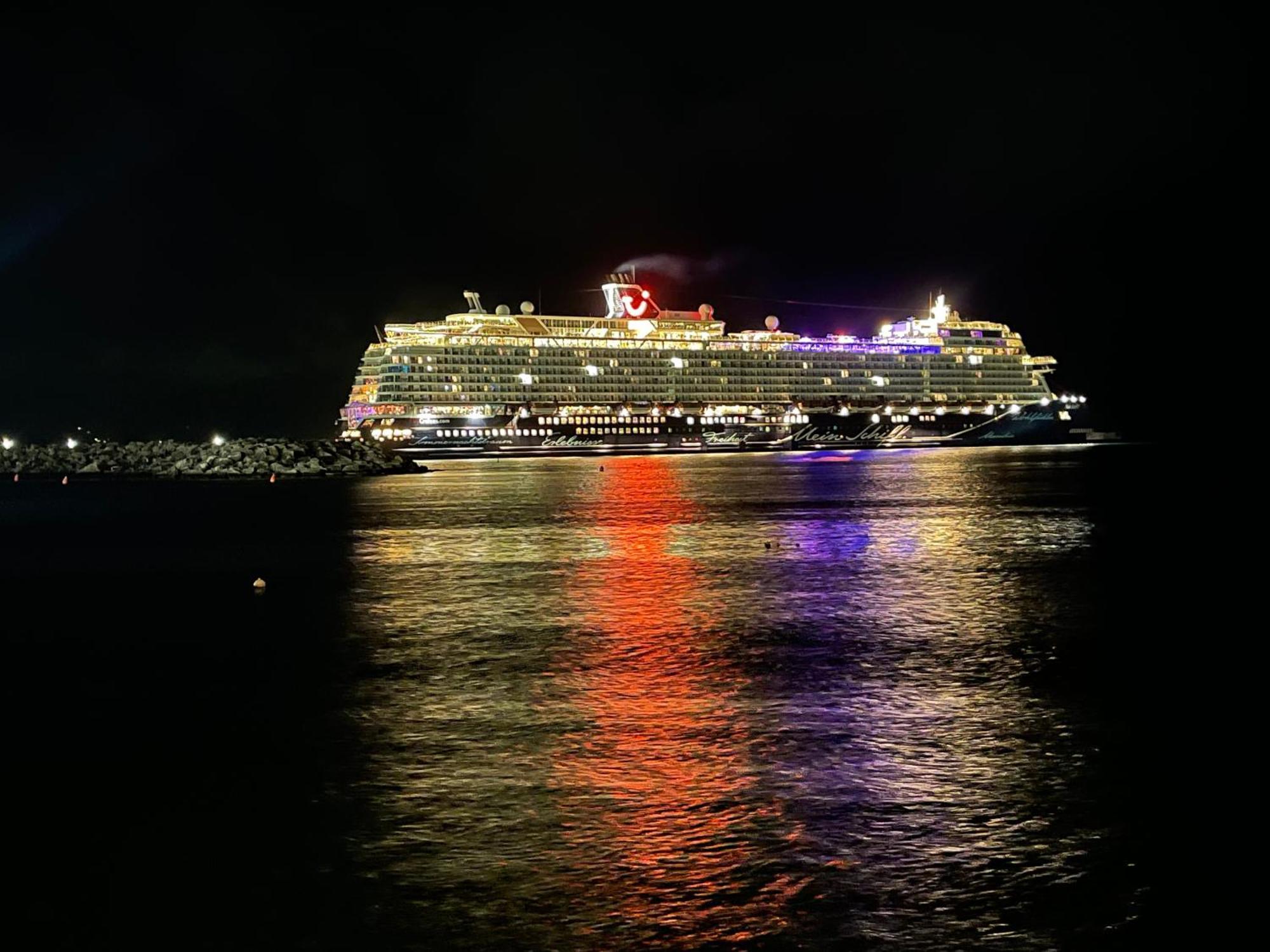 Hotel The Colosseum Basseterre Exterior foto